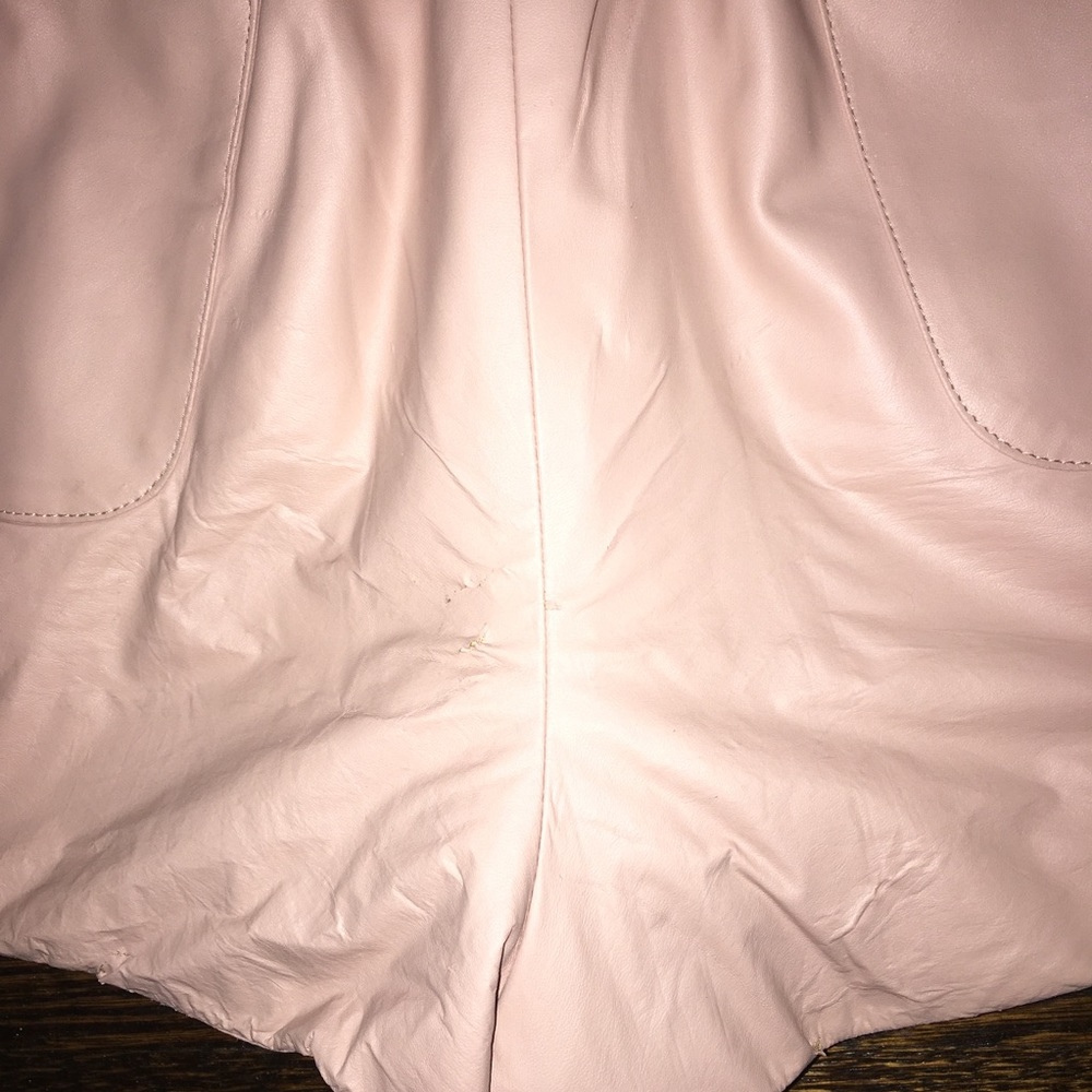 BLQ vegan leather blush shorts - Picture 4 of 5